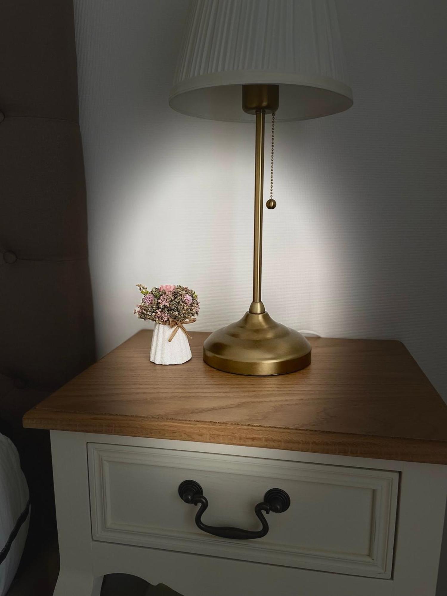 Appartement Elegance Et Romantisme Au Coeur De La Situee Sur La Place De Lices - Le Port